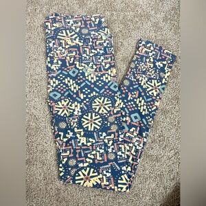 LuLaRoe OS Leggings NWOT Multicolor Abstract